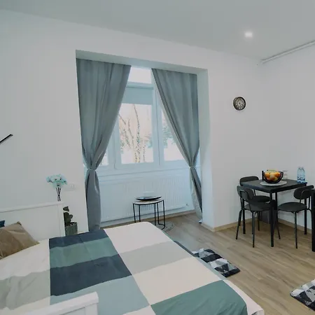 Oasis Apartament Bukareszt